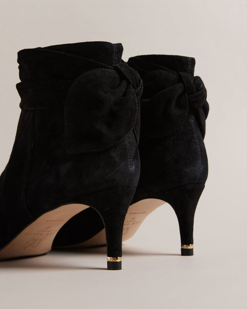 YONA-Boots-Step Out In Style With Yona. A Supple Suede Leather Adds A Touch Of Luxury To These Boots While The Kitten Heel Keeps Them Comfortable For All-day Wear. To Top Off The Look A Bow And Ruching Bring A Feminine Flair To The Design. Ankle boots Suede leather Kitten heel Pointed toe Zip fastening Bow on heel Ruched trim Logo engraved heel detail- Ted Baker Romania